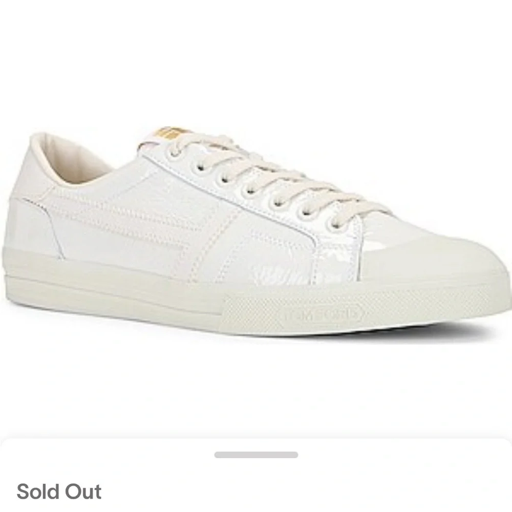 TOM FORD Crackled Shine Leather Low Top Sneakers